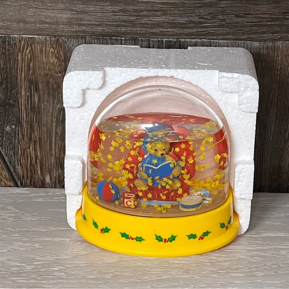 Applause Bears in Toyland Snowdome. New in Box. - Picture 1 of 7
